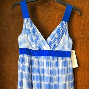 Maggy London. Size 4. Blue and White Summer Dress. Tags Still On It.